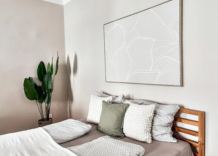 Chic 1-Br Apartment - Perfect Location